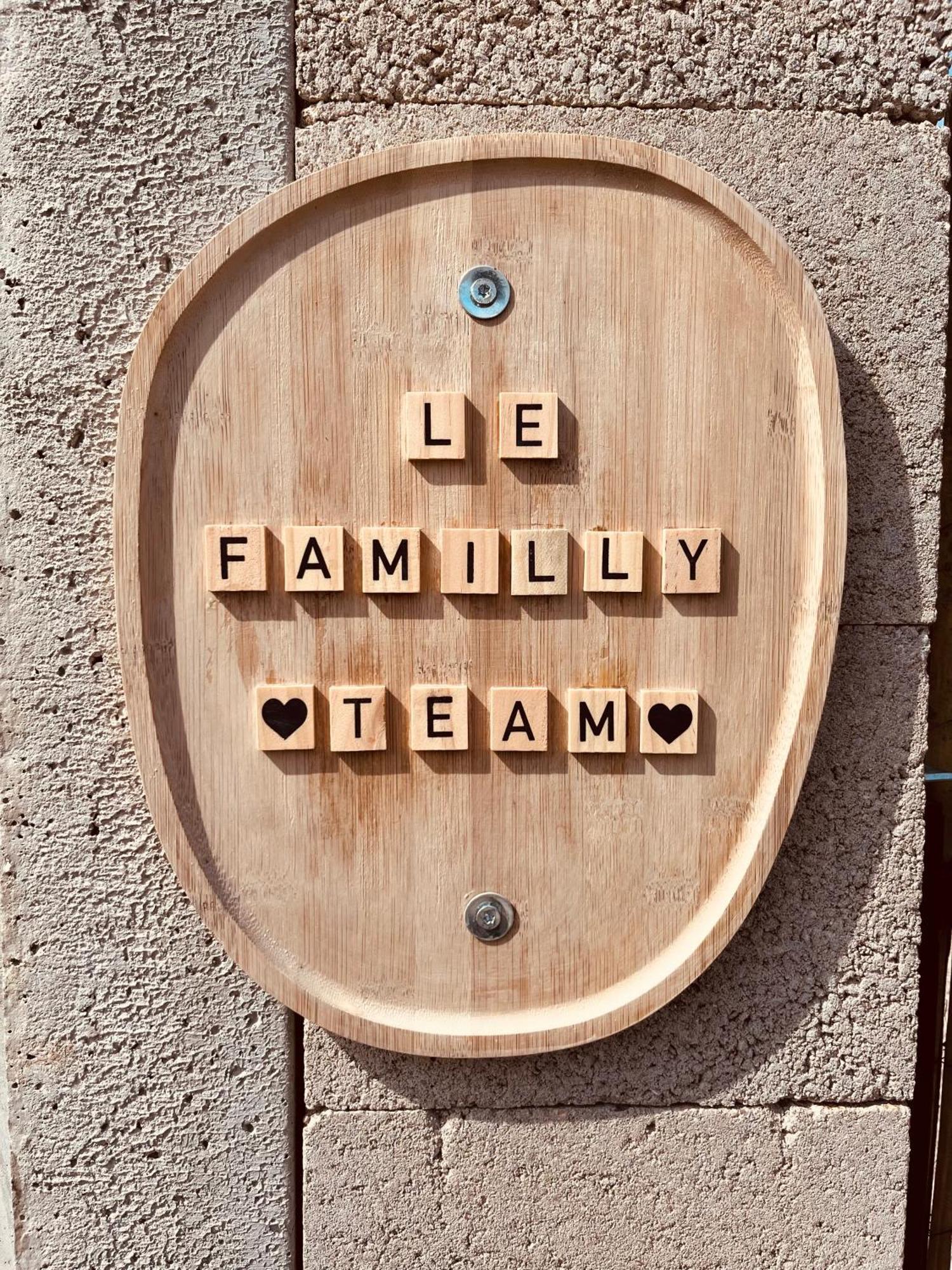 Le Familly Team Otel Ardres Dış mekan fotoğraf